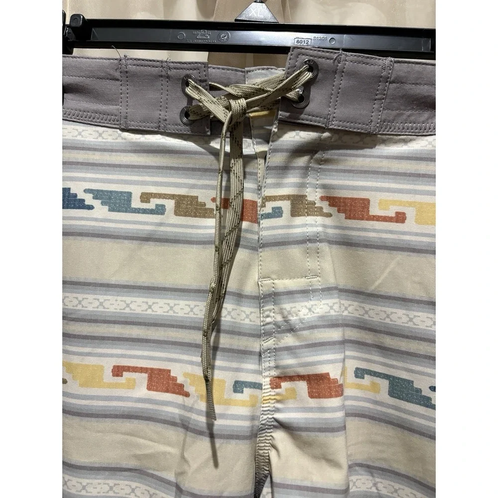 Faherty Bruja Board Shorts Temple Tracks Sand Size 34 NWT
